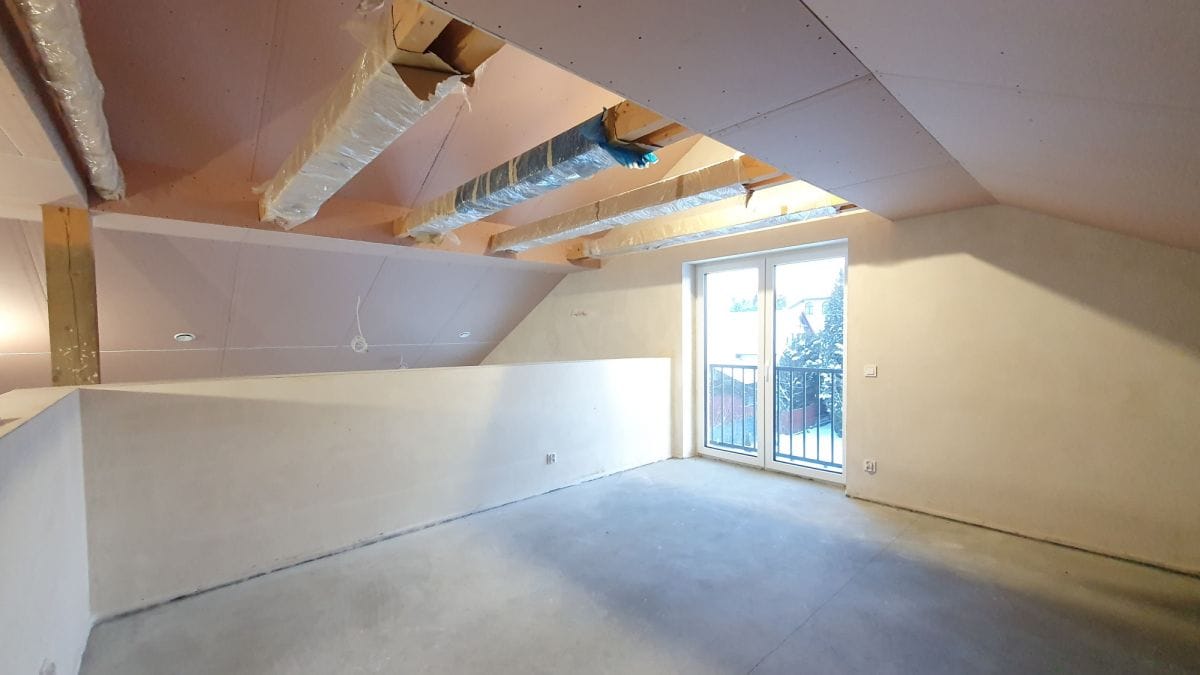 Mieszkanie 5 pokojowe na Sprzedaż