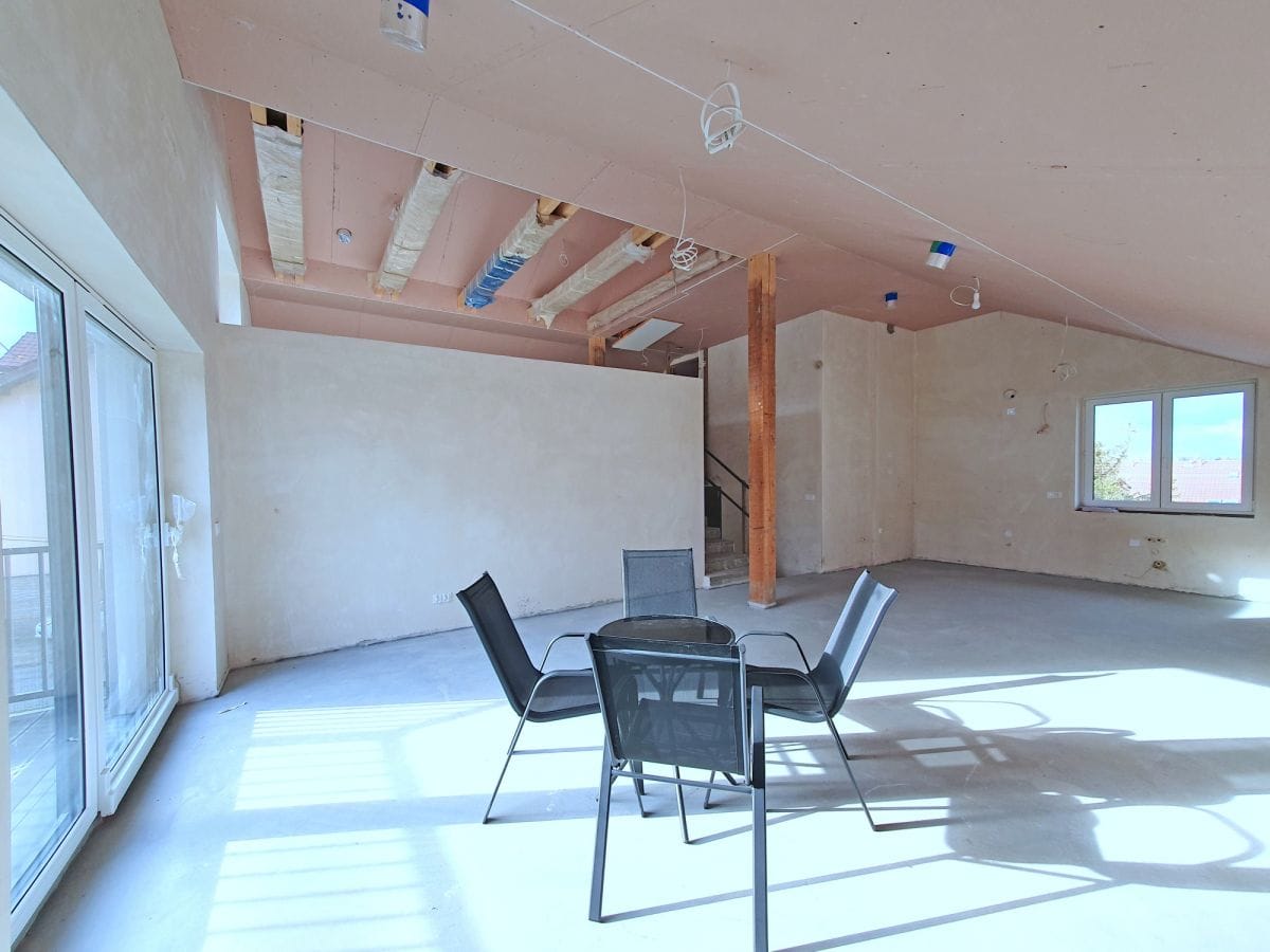 Mieszkanie 5 pokojowe na Sprzedaż