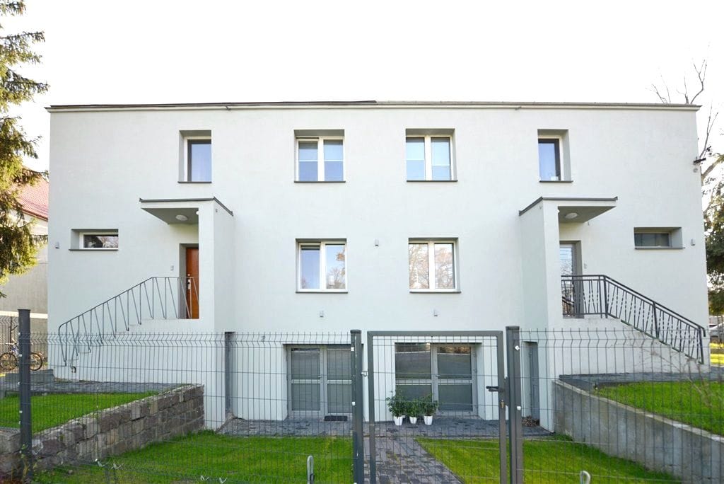 Lokal użytkowy  pokojowe na Sprzedaż