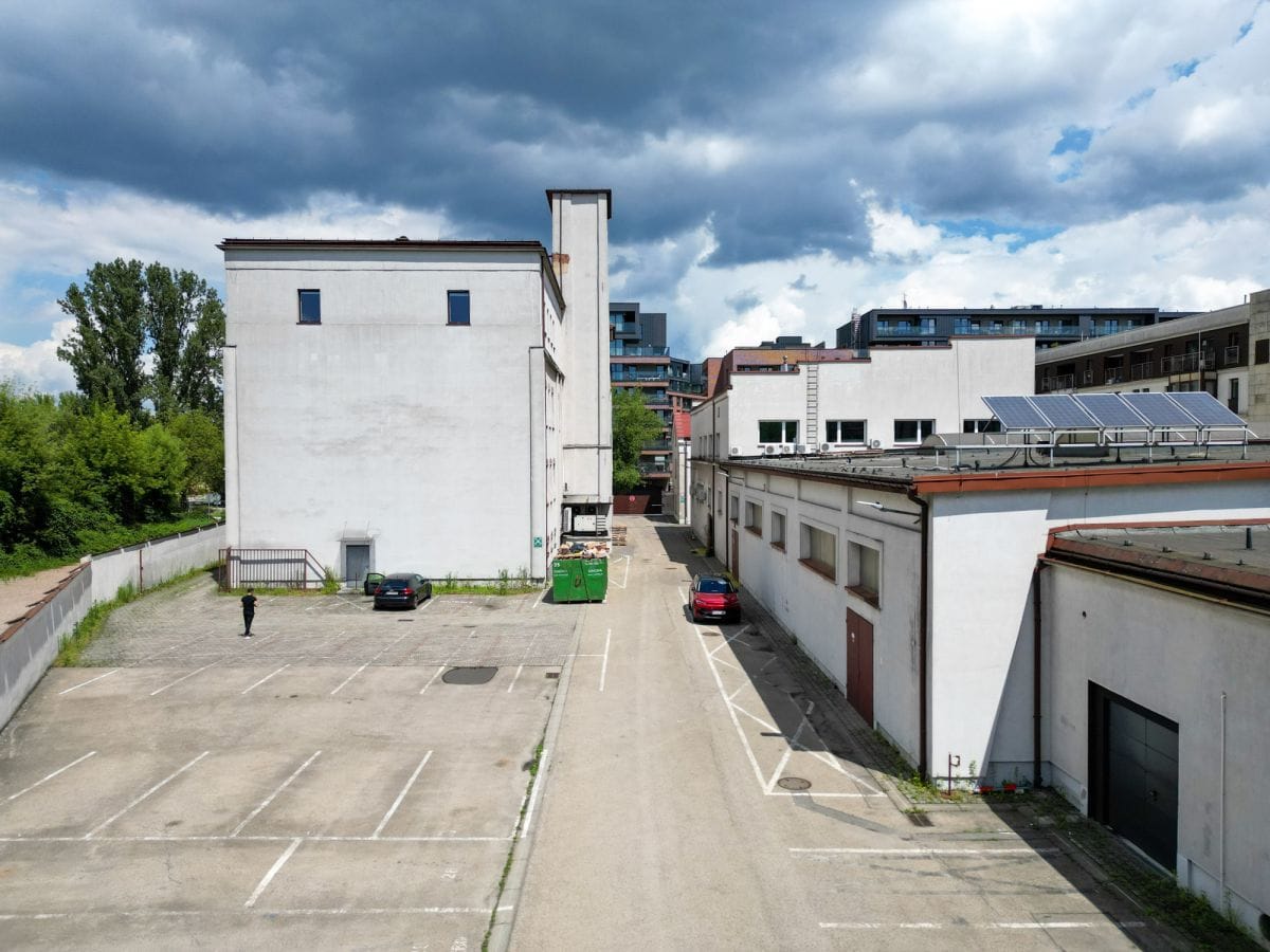 Lokal użytkowy  pokojowe na Wynajem