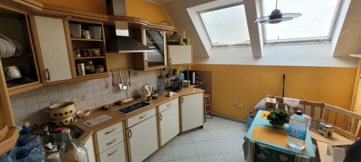 Lokal użytkowy  pokojowe na Sprzedaż