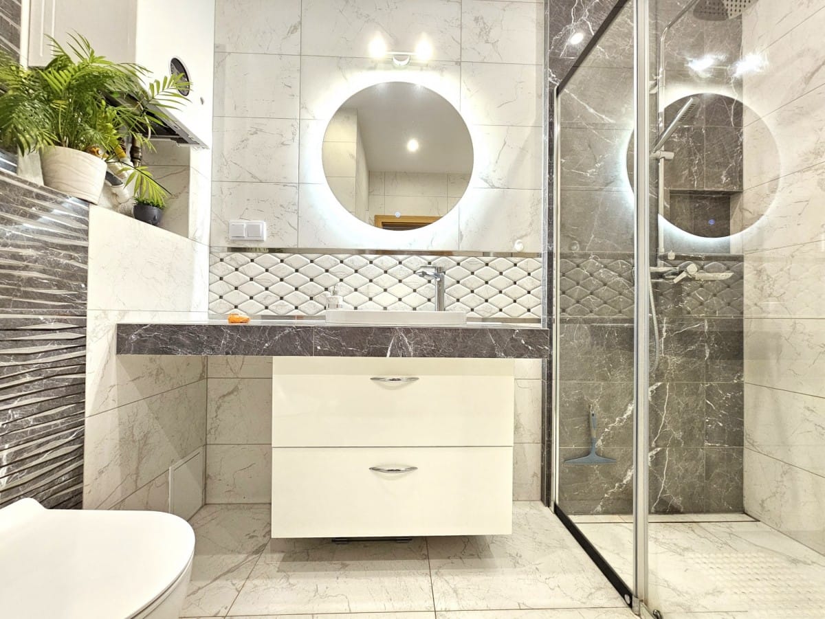 Mieszkanie 3 pokojowe na Sprzedaż