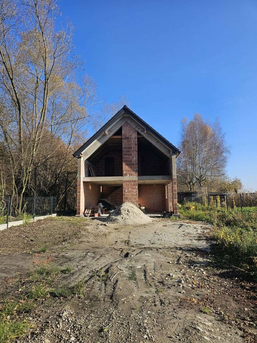 Dom 5 pokojowe na Sprzedaż