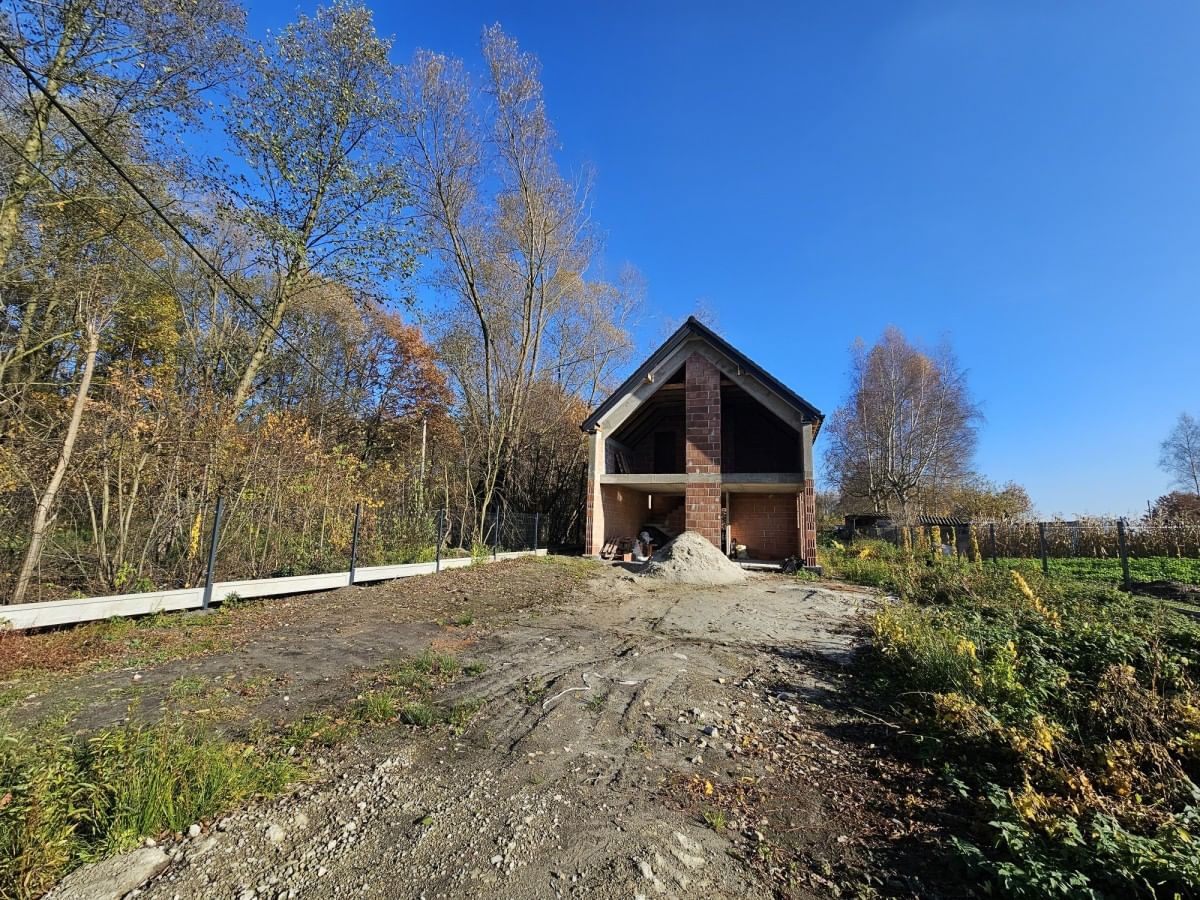 Dom 5 pokojowe na Sprzedaż