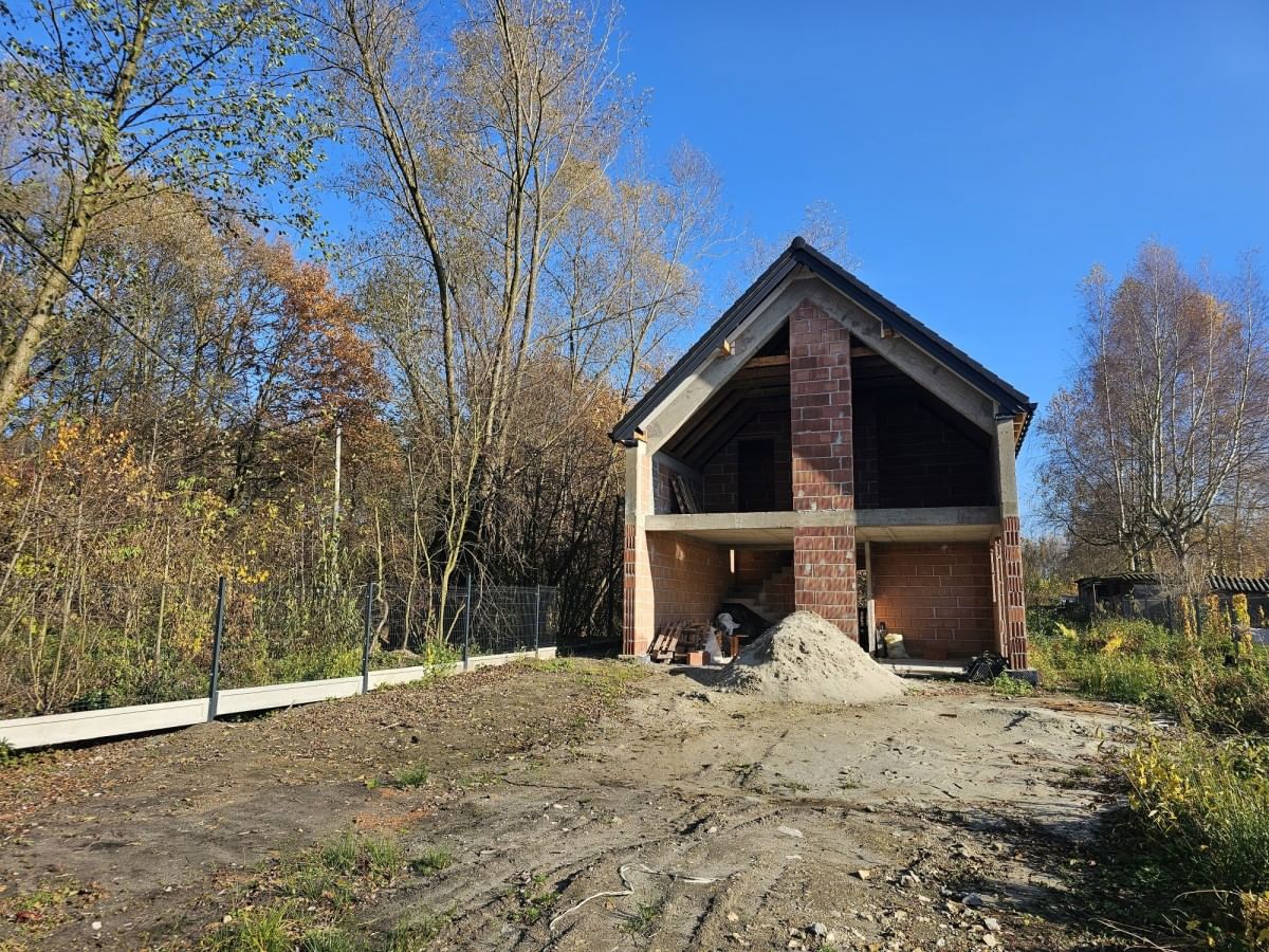 Dom 5 pokojowe na Sprzedaż