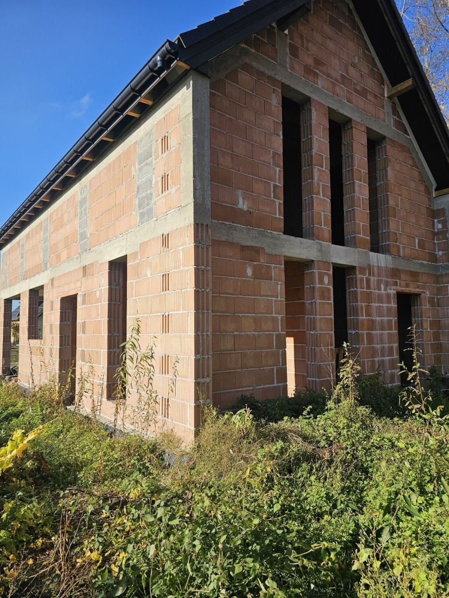 Dom 5 pokojowe na Sprzedaż