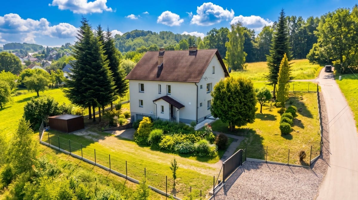 Dom 6 pokojowe na Sprzedaż