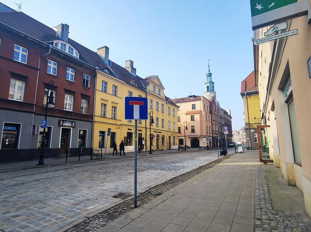 Mieszkanie 3 pokojowe na Sprzedaż