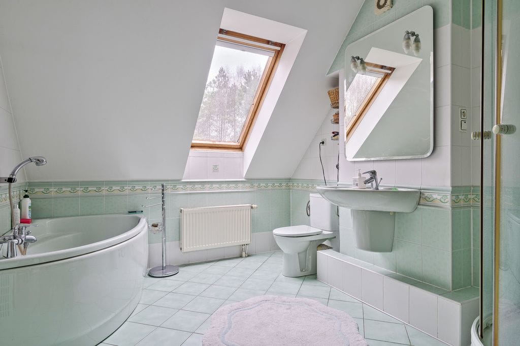 Dom 5 pokojowe na Sprzedaż