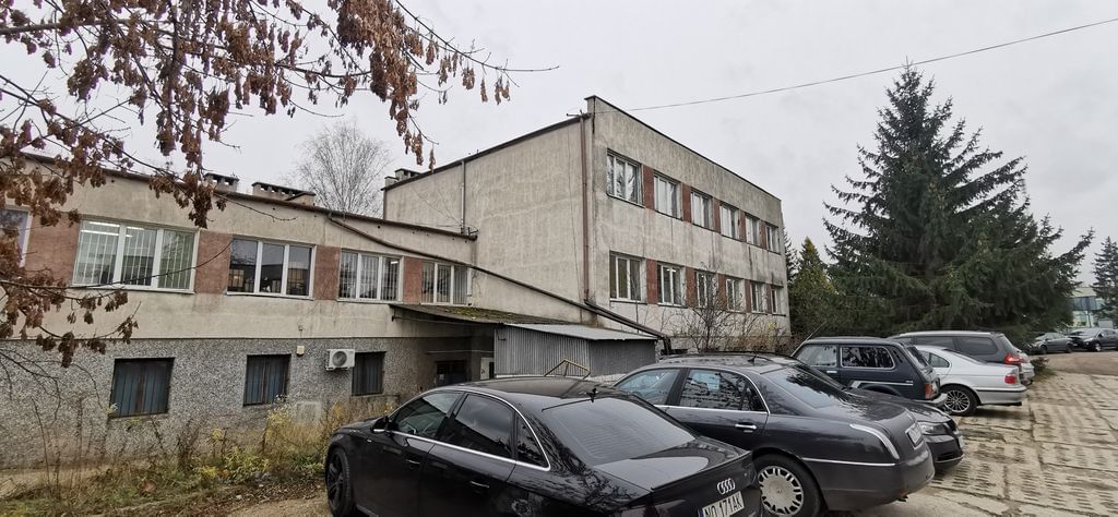 Lokal użytkowy  pokojowe na Sprzedaż