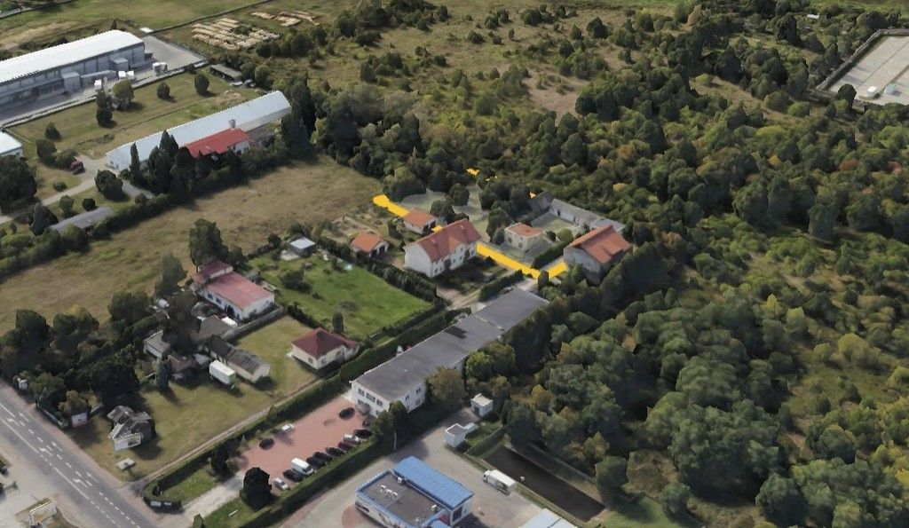 Działka na Sprzedaż  pokoje biuro Tur Nieruchomości Działka  pokojowe na Sprzedaż