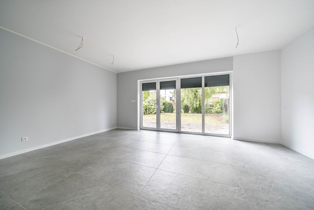 Dom 5 pokojowe na Sprzedaż