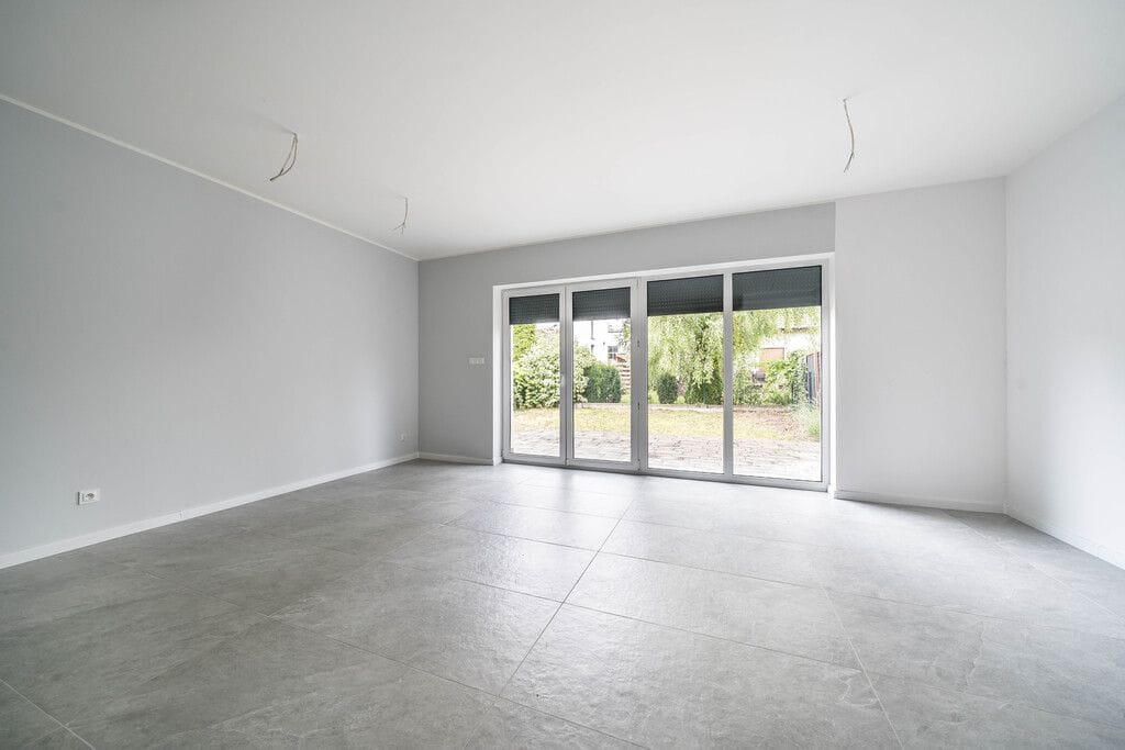 Dom 5 pokojowe na Sprzedaż