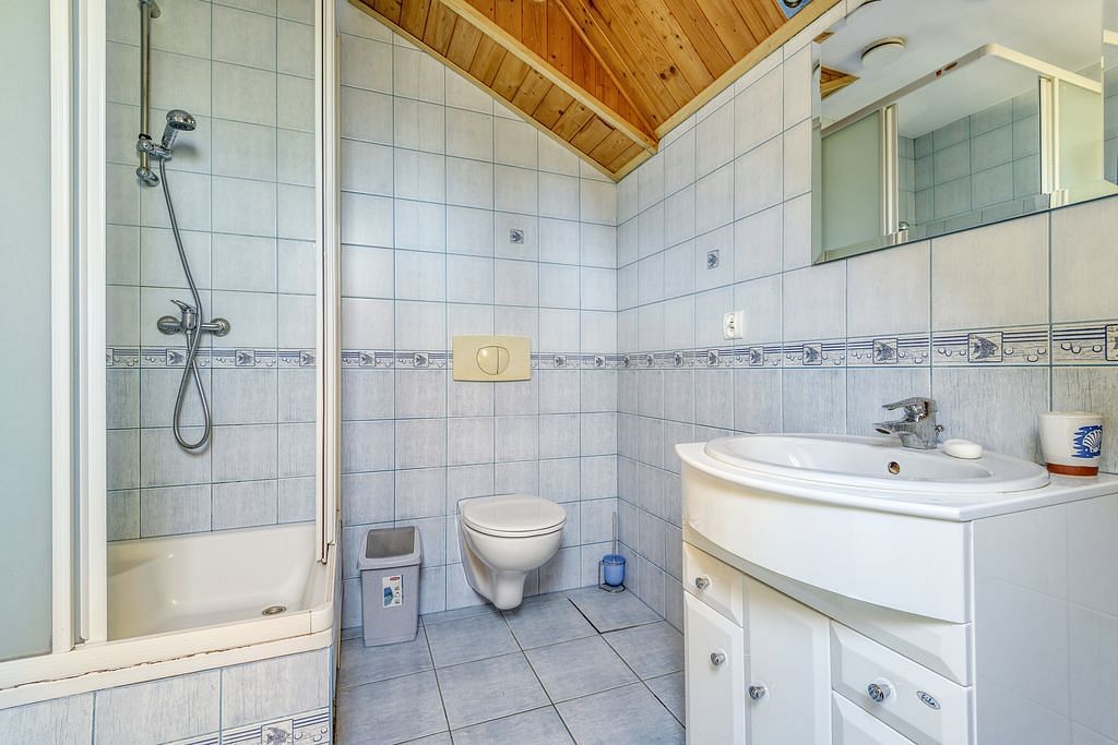 Dom 5 pokojowe na Sprzedaż