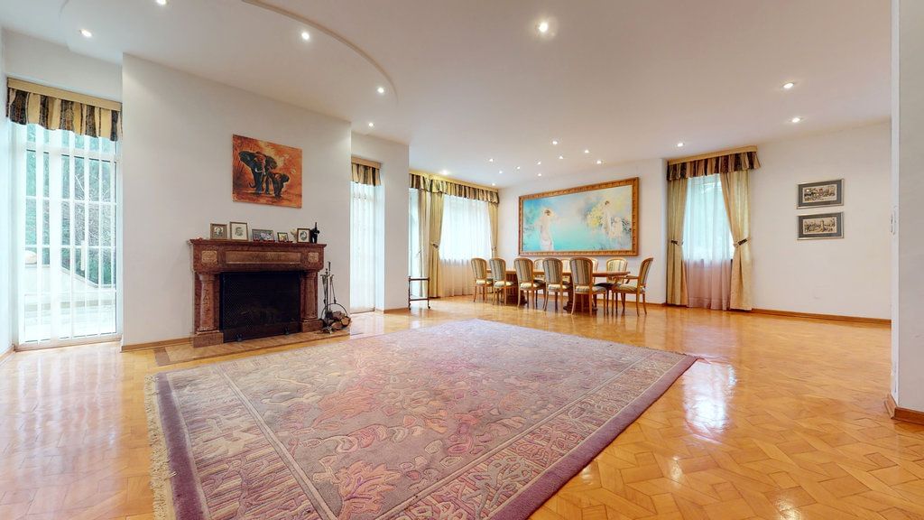 Dom 5 pokojowe na Sprzedaż