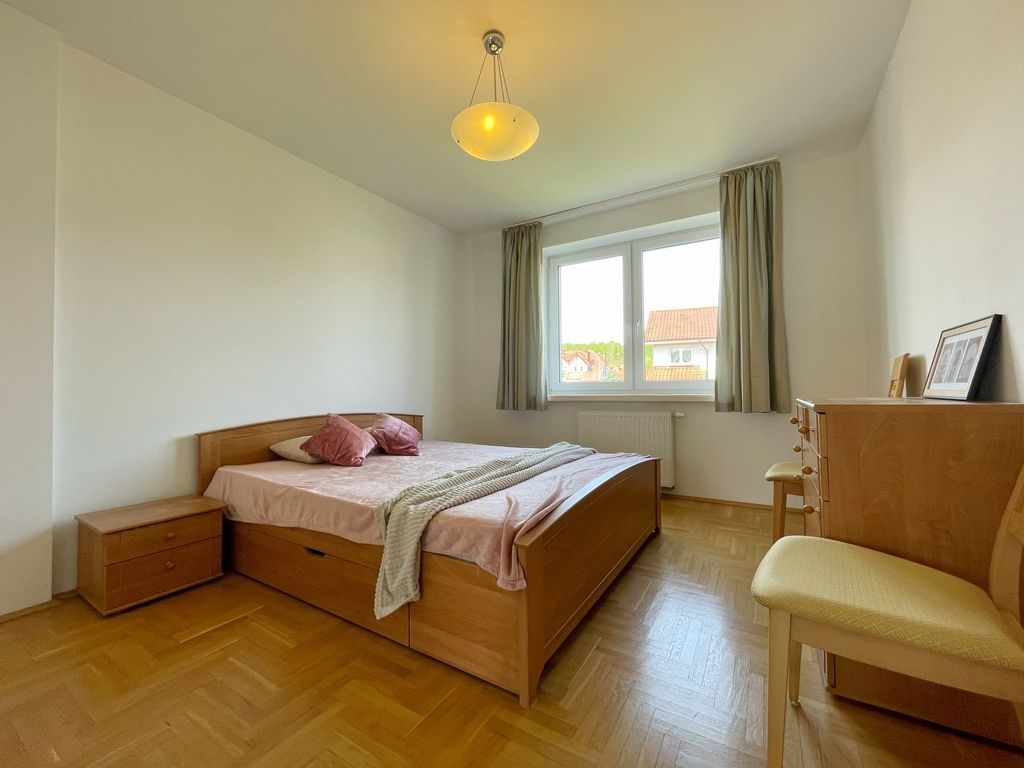 Dom 4 pokojowe na Sprzedaż