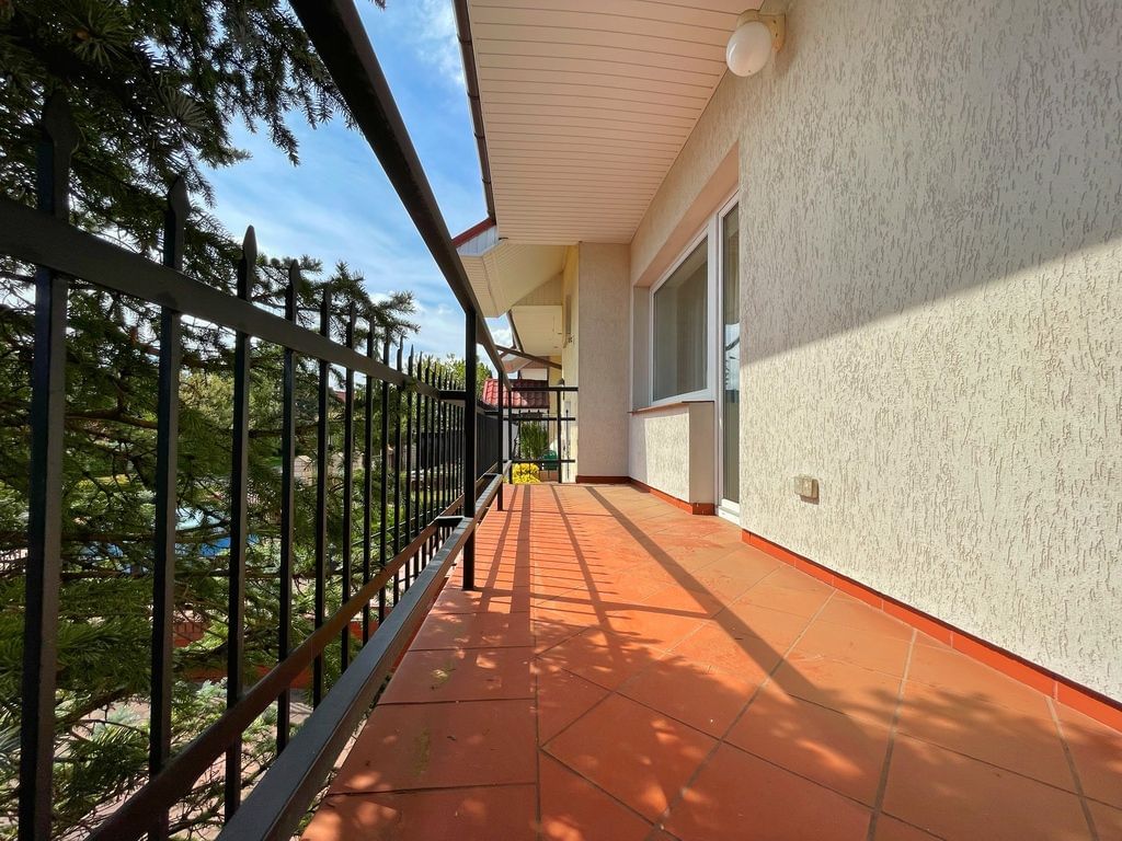 Dom 4 pokojowe na Sprzedaż