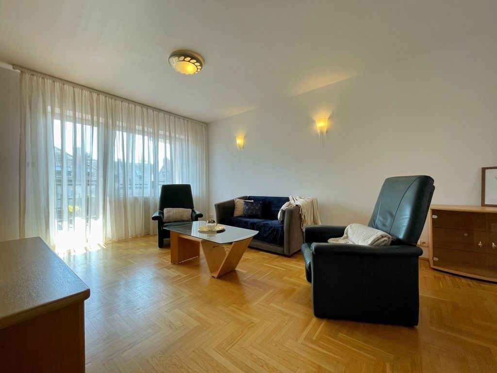 Dom 4 pokojowe na Sprzedaż