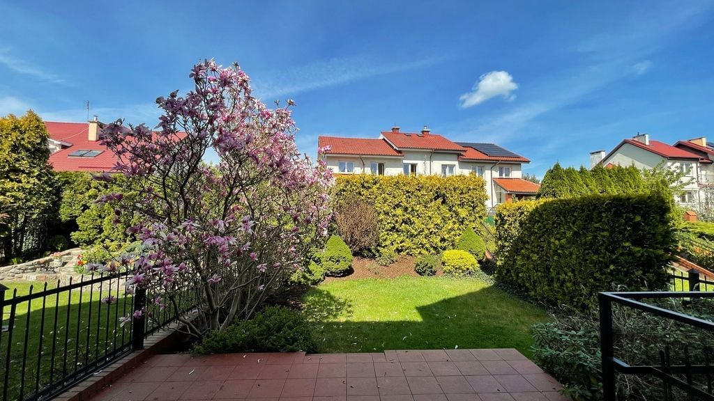 Dom 4 pokojowe na Sprzedaż