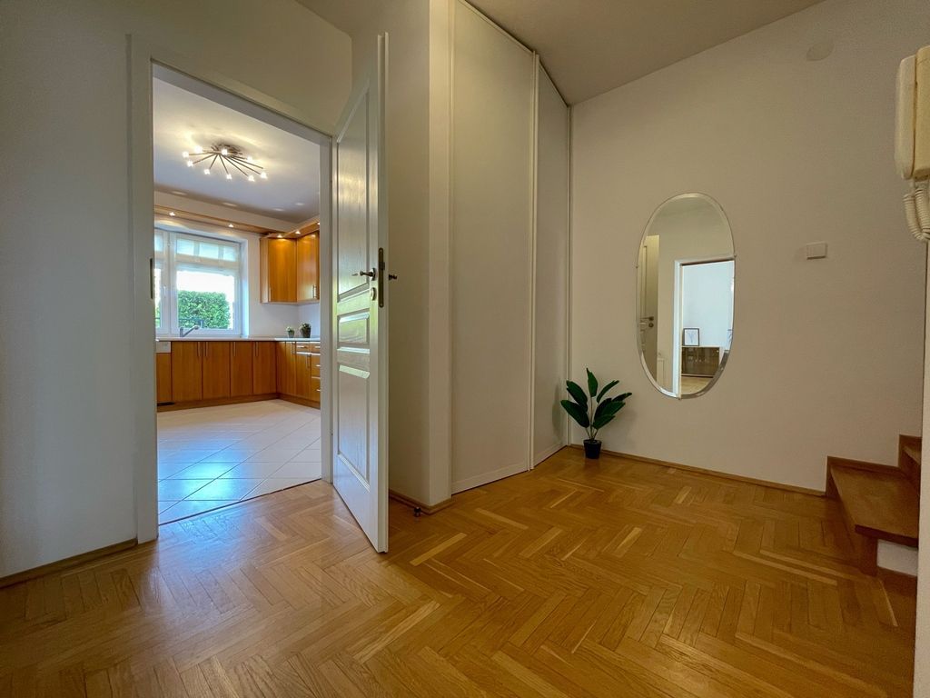 Dom 4 pokojowe na Sprzedaż