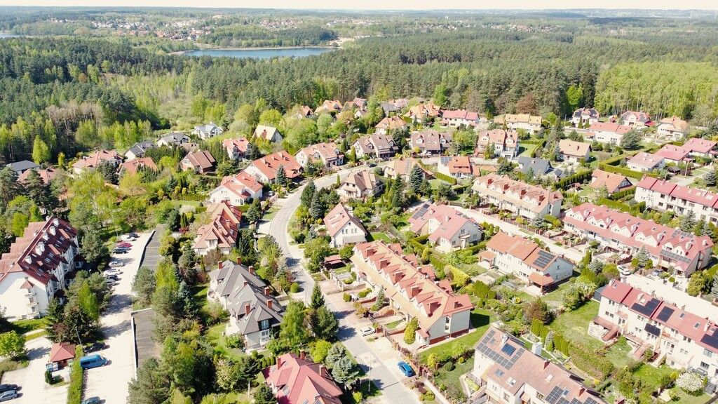 Dom 4 pokojowe na Sprzedaż