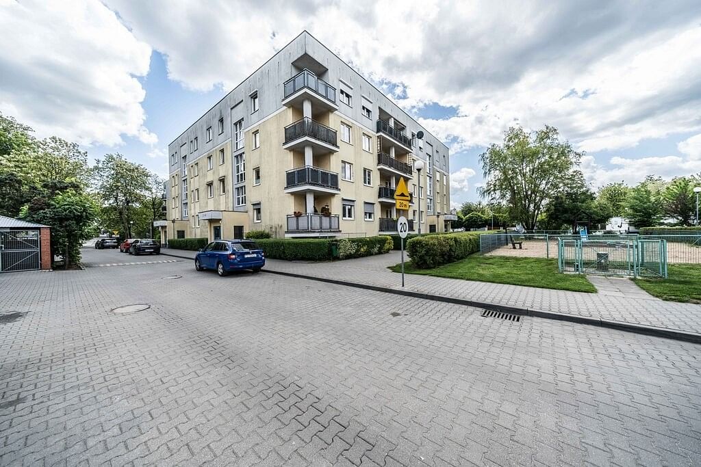 Mieszkanie 3 pokojowe na Sprzedaż