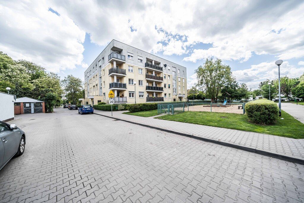 Mieszkanie 3 pokojowe na Sprzedaż