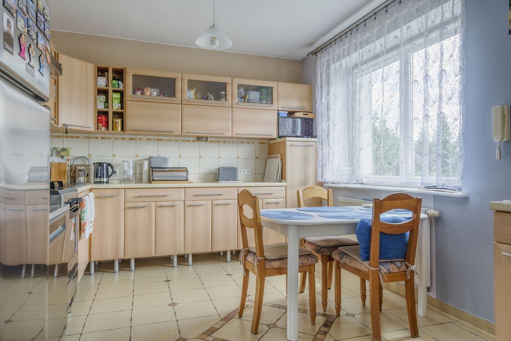 Dom 4 pokojowe na Sprzedaż