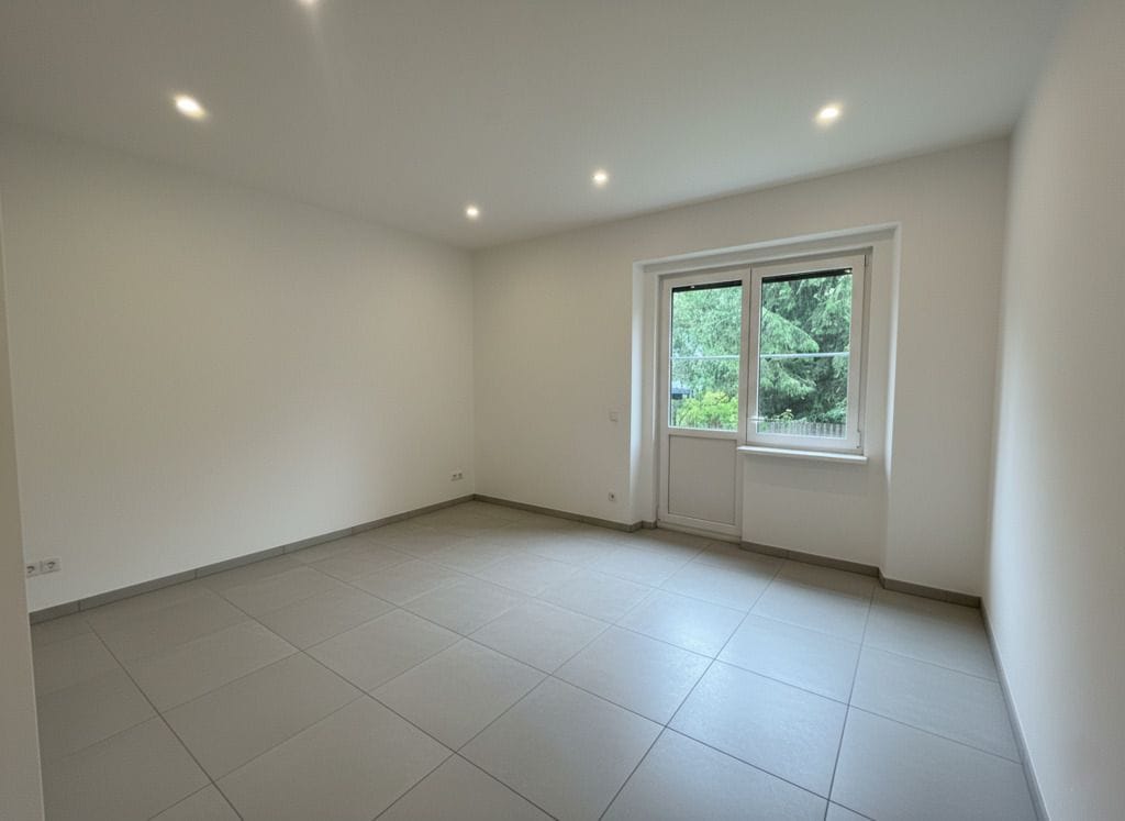 Mieszkanie 4 pokojowe na Sprzedaż