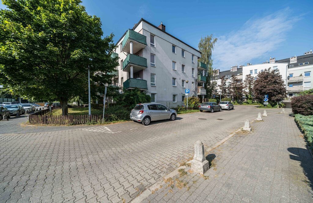 Mieszkanie 4 pokojowe na Sprzedaż