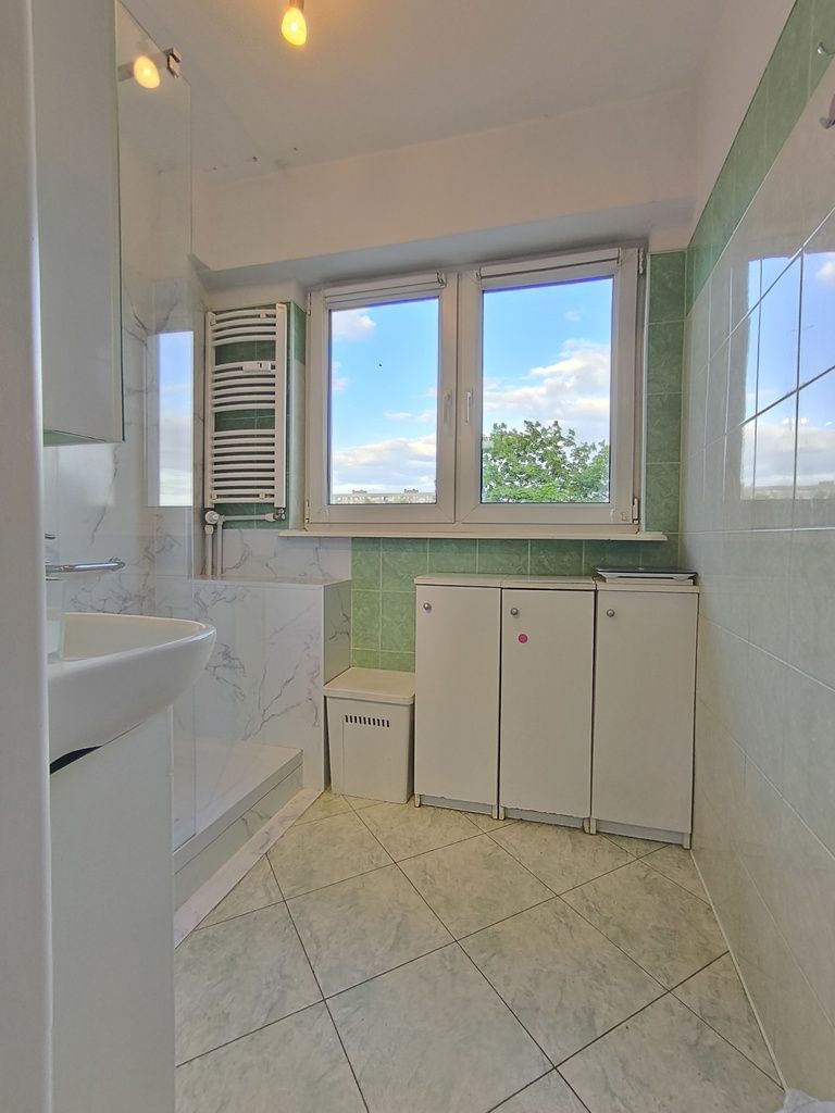 Mieszkanie 4 pokojowe na Sprzedaż