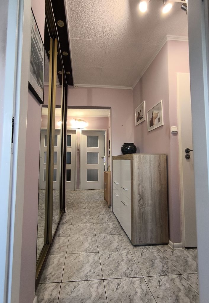 Mieszkanie 4 pokojowe na Sprzedaż