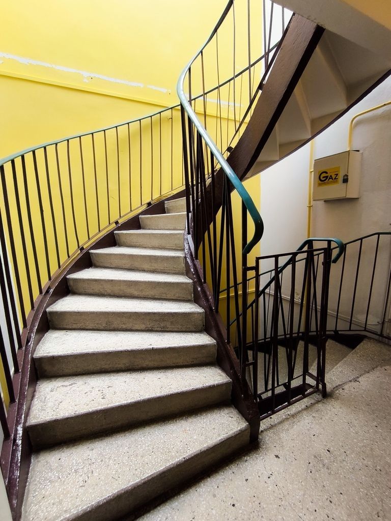 Mieszkanie 4 pokojowe na Sprzedaż