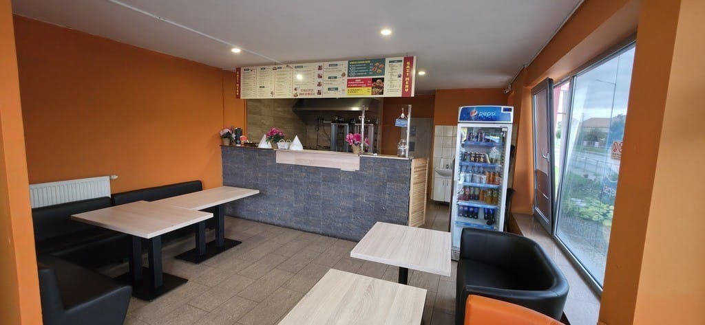 Lokal użytkowy  pokojowe na Sprzedaż