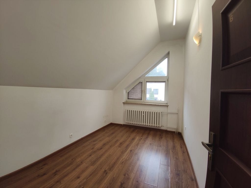 Dom 8 pokojowe na Wynajem