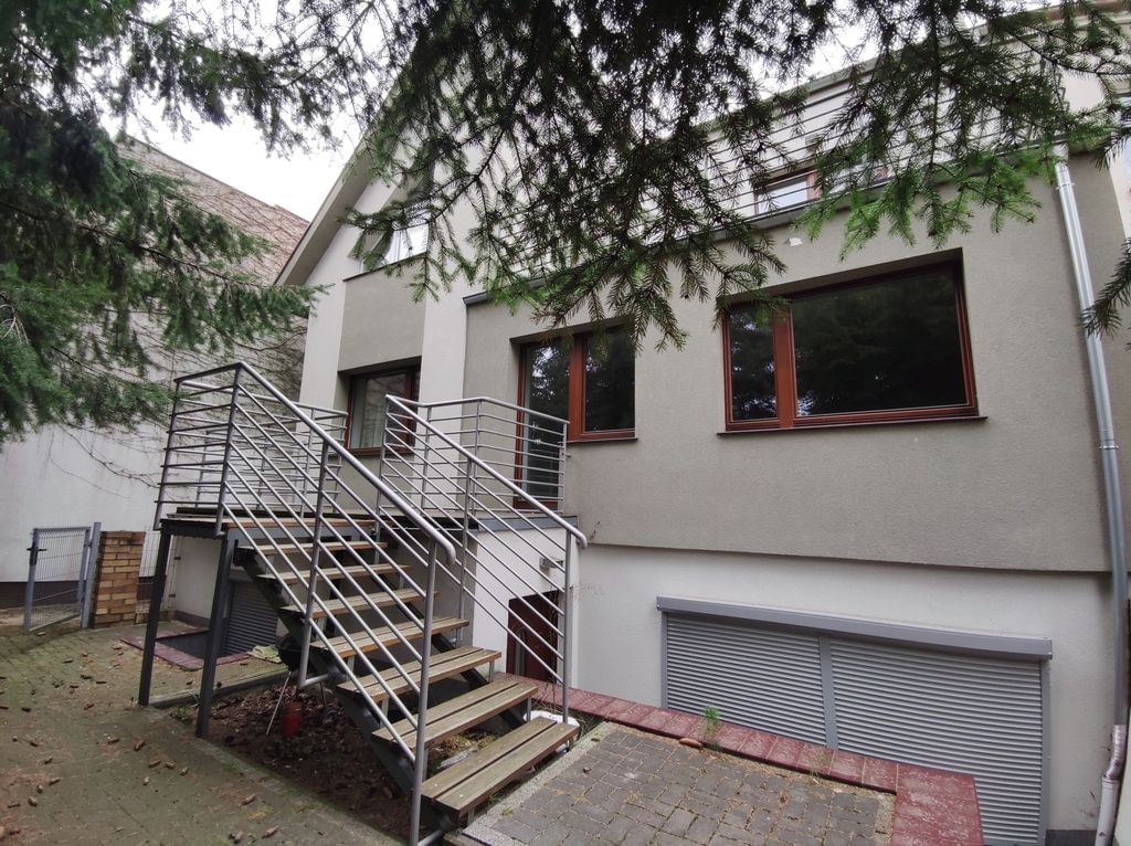 Lokal użytkowy  pokojowe na Wynajem