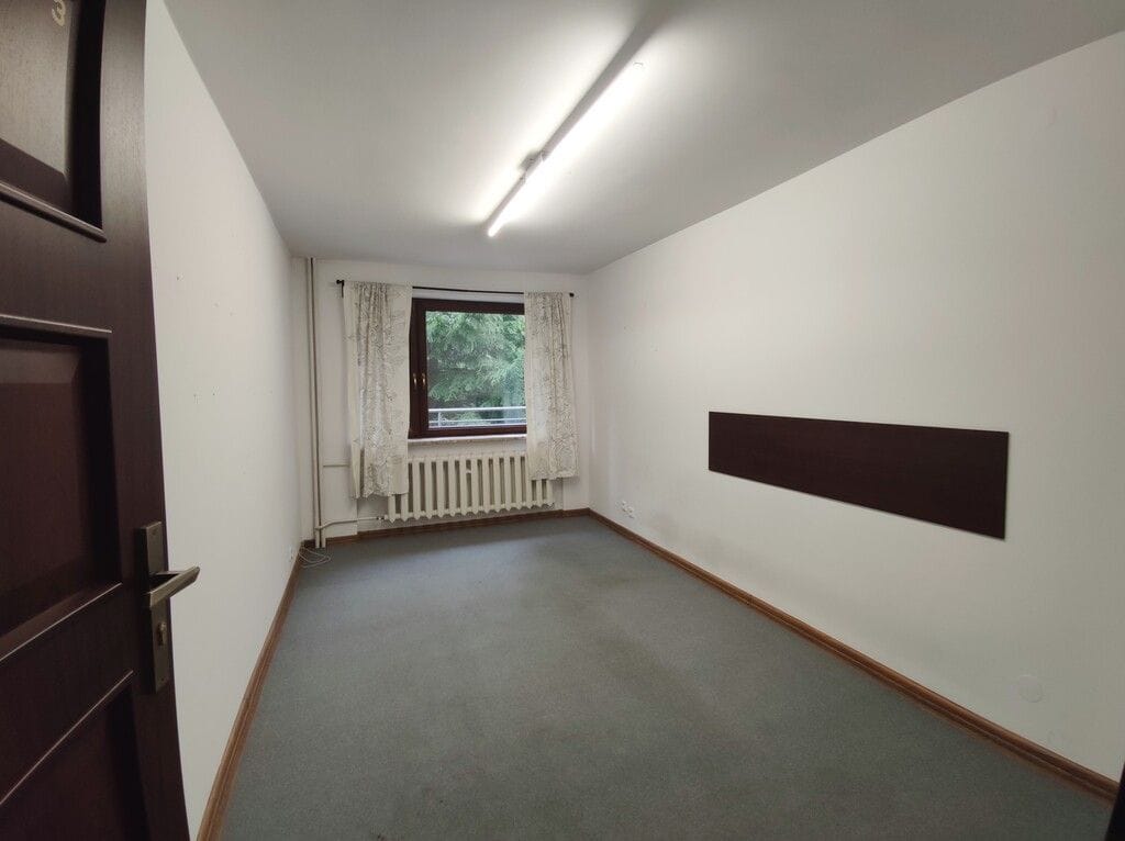 Lokal użytkowy  pokojowe na Wynajem