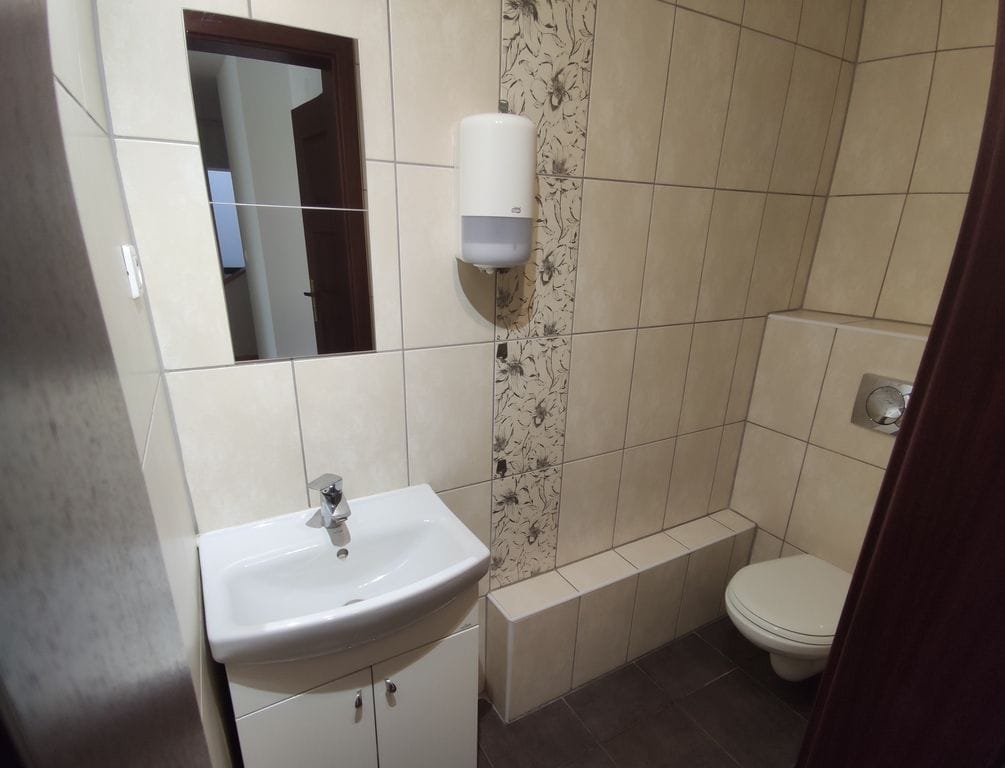 Lokal użytkowy  pokojowe na Wynajem