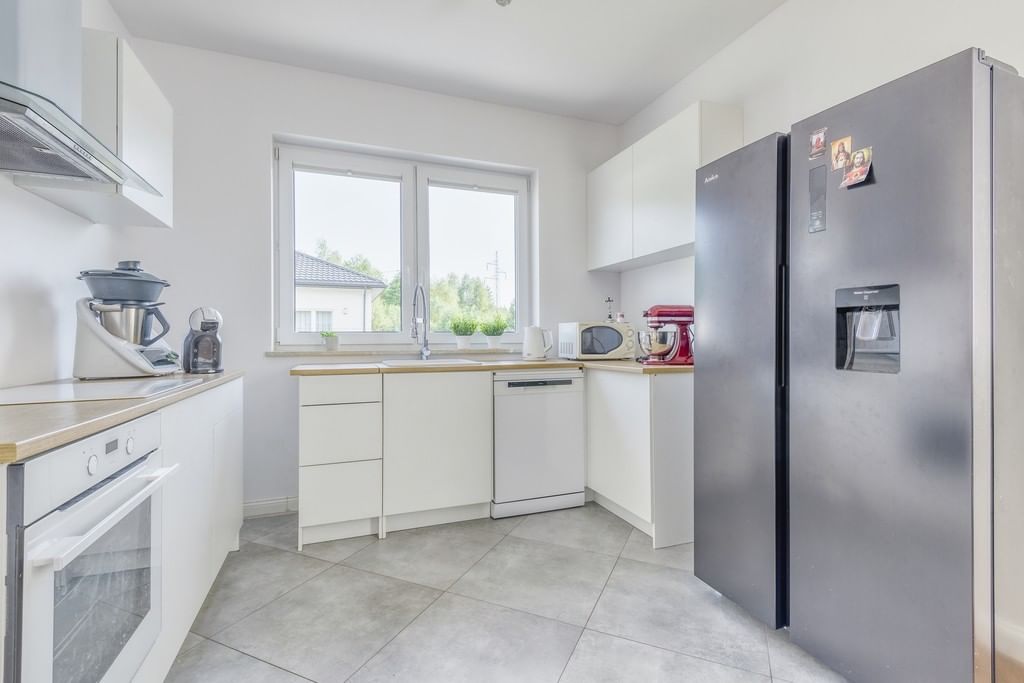 Dom 4 pokojowe na Sprzedaż