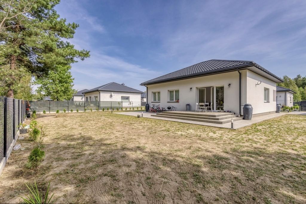 Dom 4 pokojowe na Sprzedaż