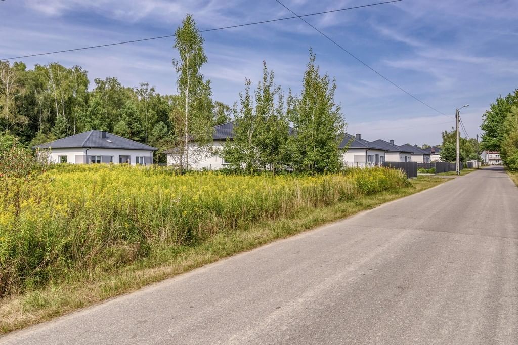 Dom 4 pokojowe na Sprzedaż