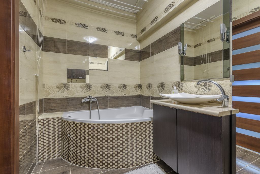 Mieszkanie 4 pokojowe na Sprzedaż