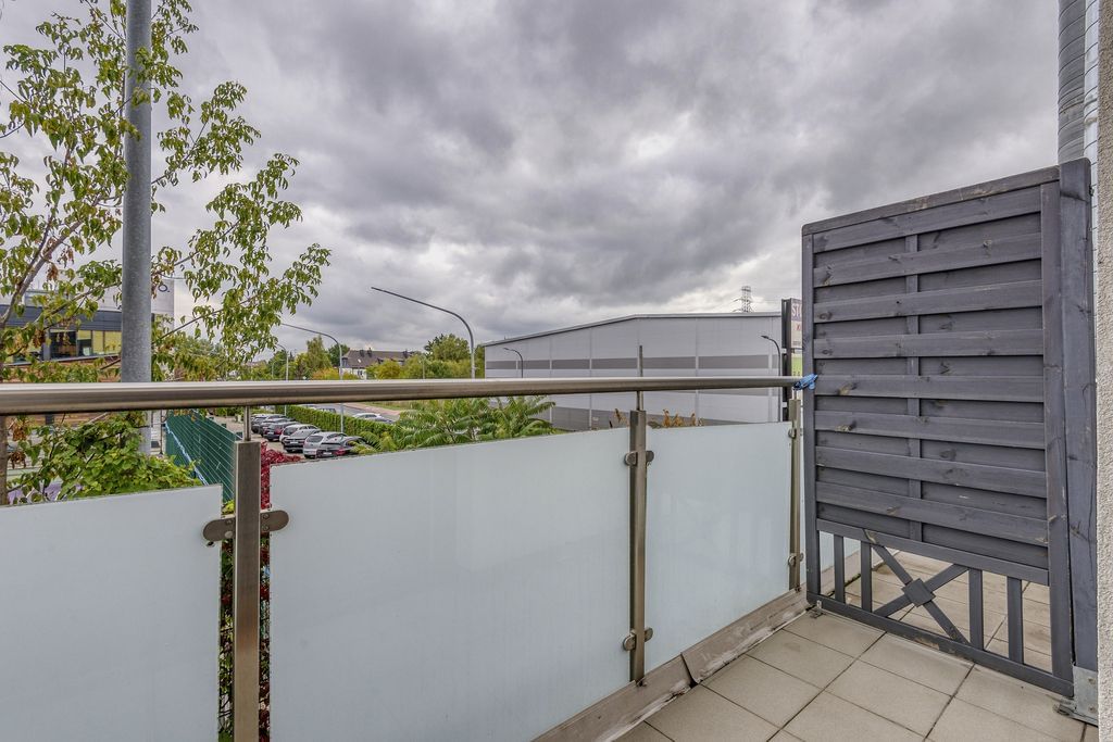 Mieszkanie 4 pokojowe na Sprzedaż