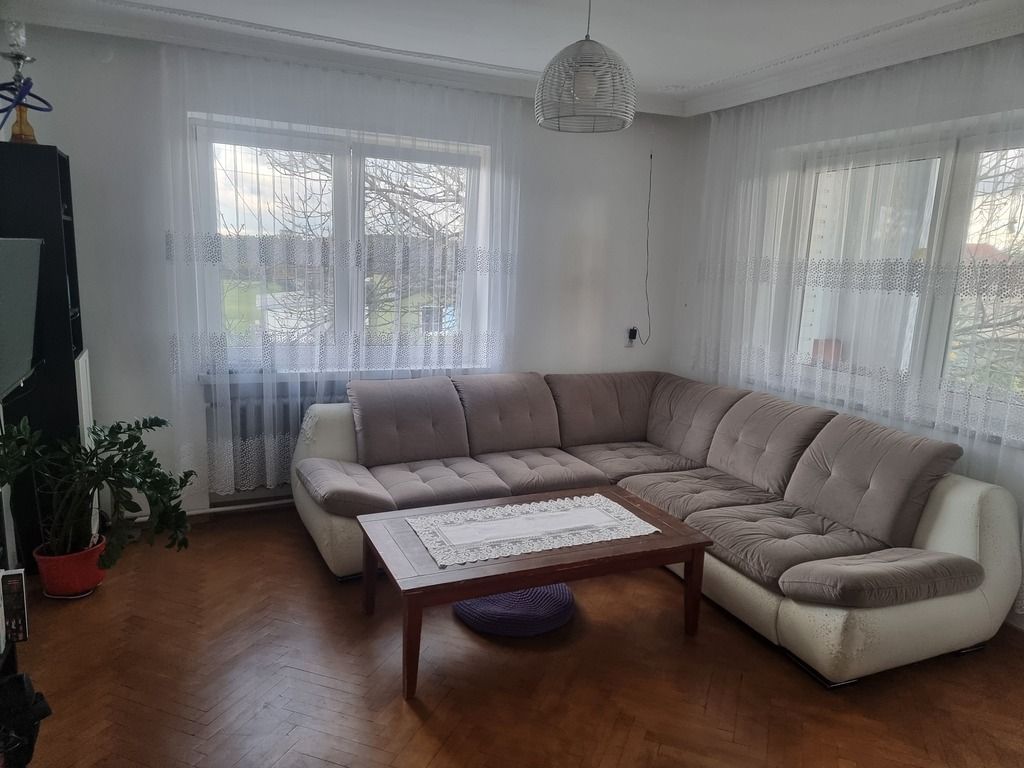 Dom 6 pokojowe na Sprzedaż