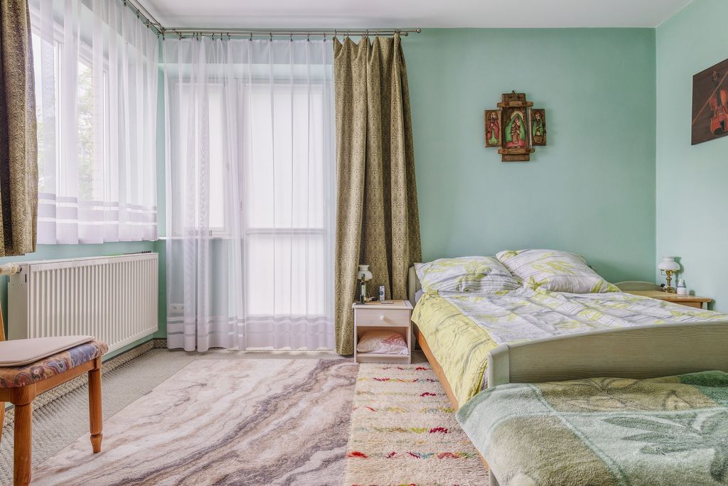 Dom 4 pokojowe na Sprzedaż