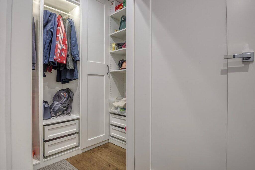 Mieszkanie 4 pokojowe na Sprzedaż