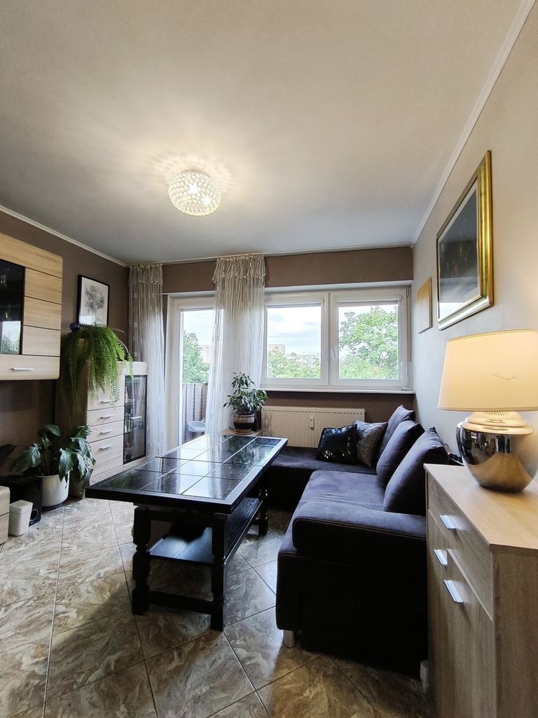 Mieszkanie 4 pokojowe na Sprzedaż