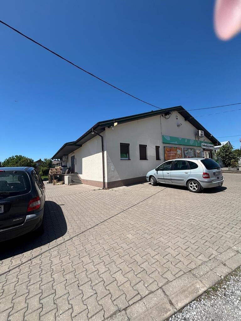 Lokal użytkowy  pokojowe na Sprzedaż