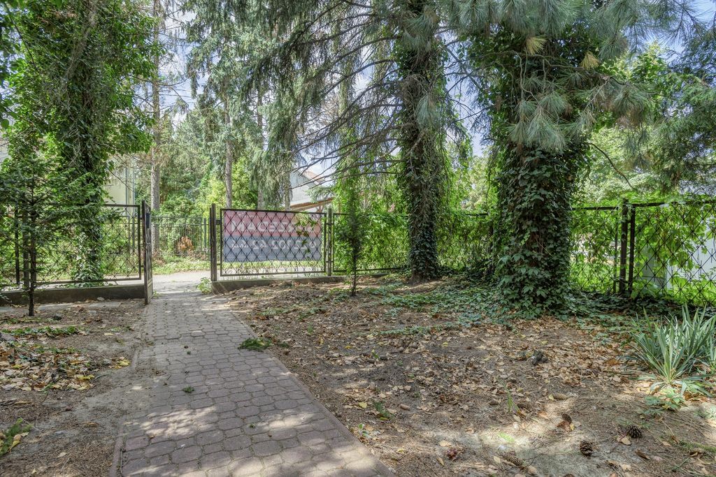 Dom 5 pokojowe na Sprzedaż