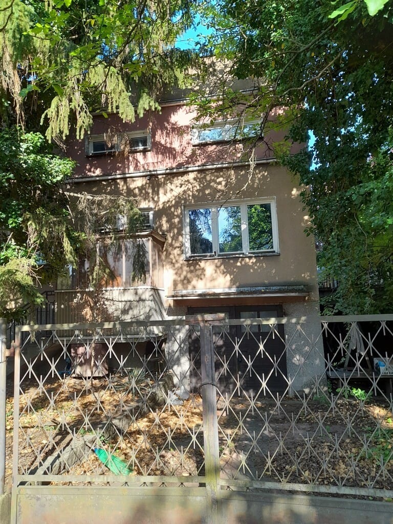 Dom 5 pokojowe na Sprzedaż